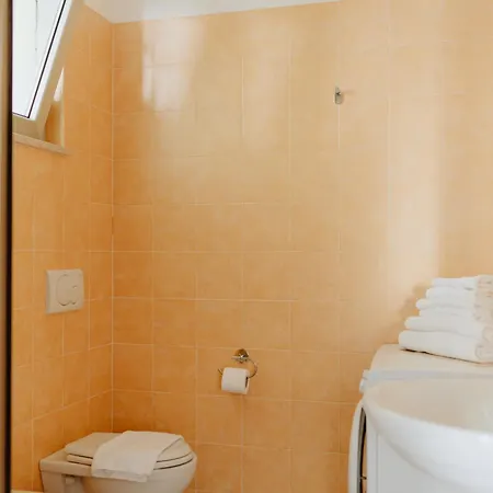 Residenza Alpaluba Apartment *