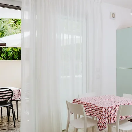 Residenza Alpaluba * ואסטו